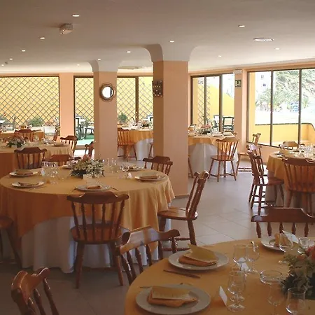 ポルト カルペ ホテル 3*